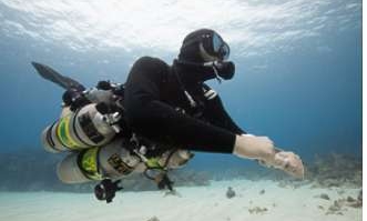 roatan sidemount diving